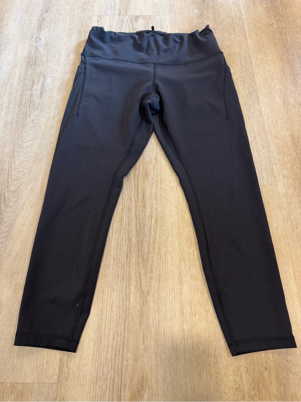 Lululemon Wunder Train High-Rise Black Cropped Leggings